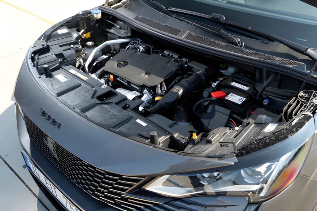 Peugeot 3008 rappel turbo  et moetur